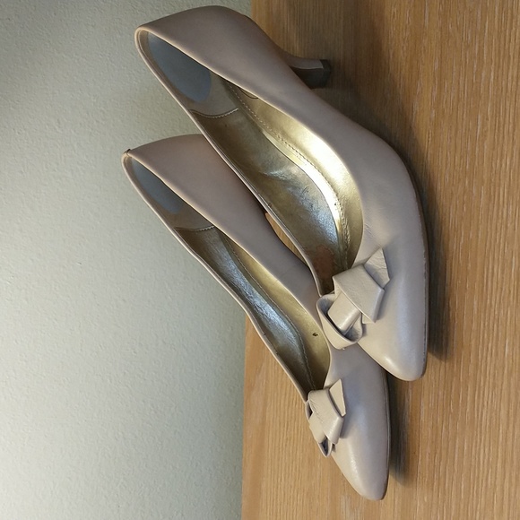 Circa 9.5 light pink heels - Picture 3 of 7